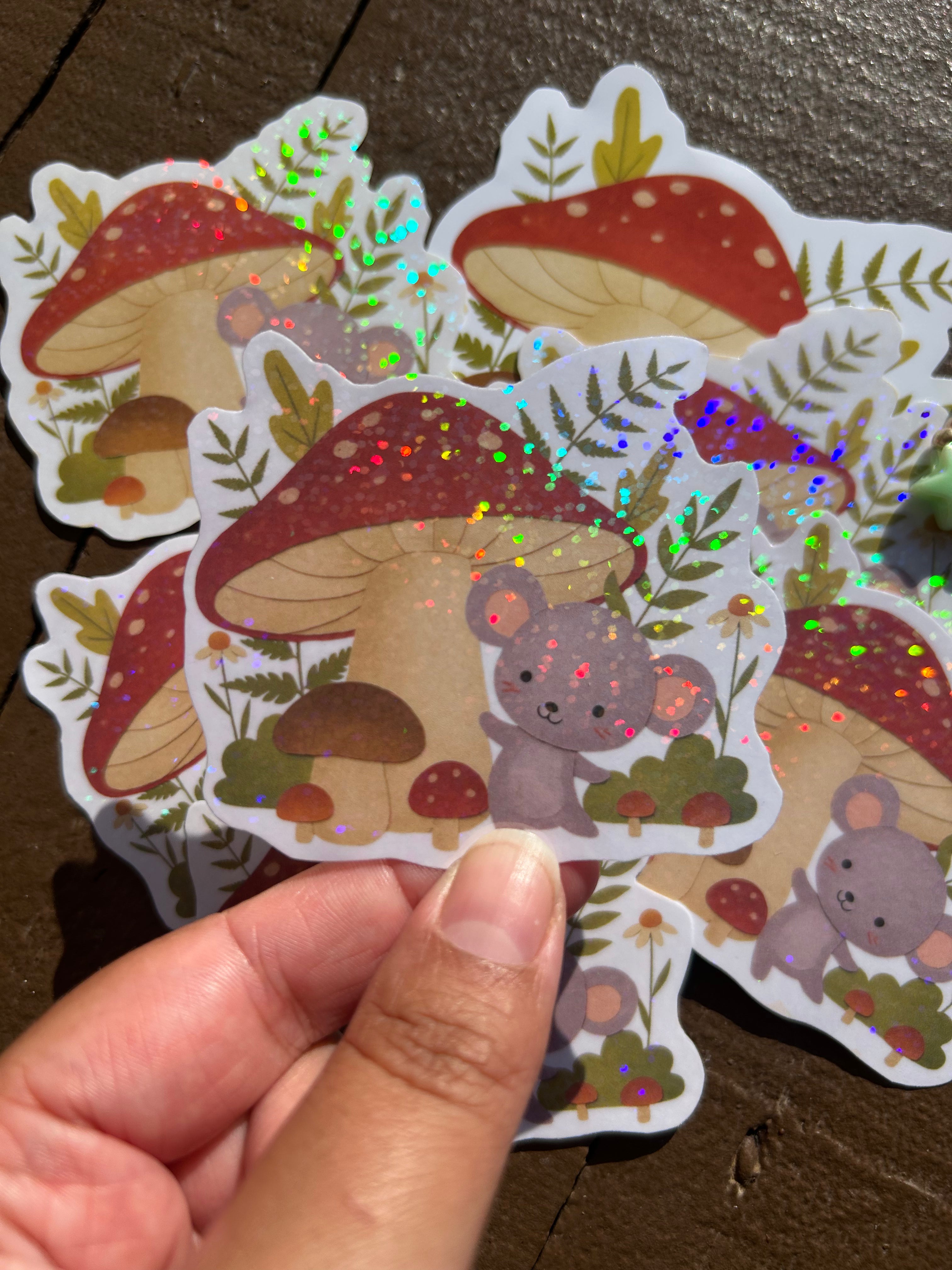 Sticker Souriceau holographique 🐭