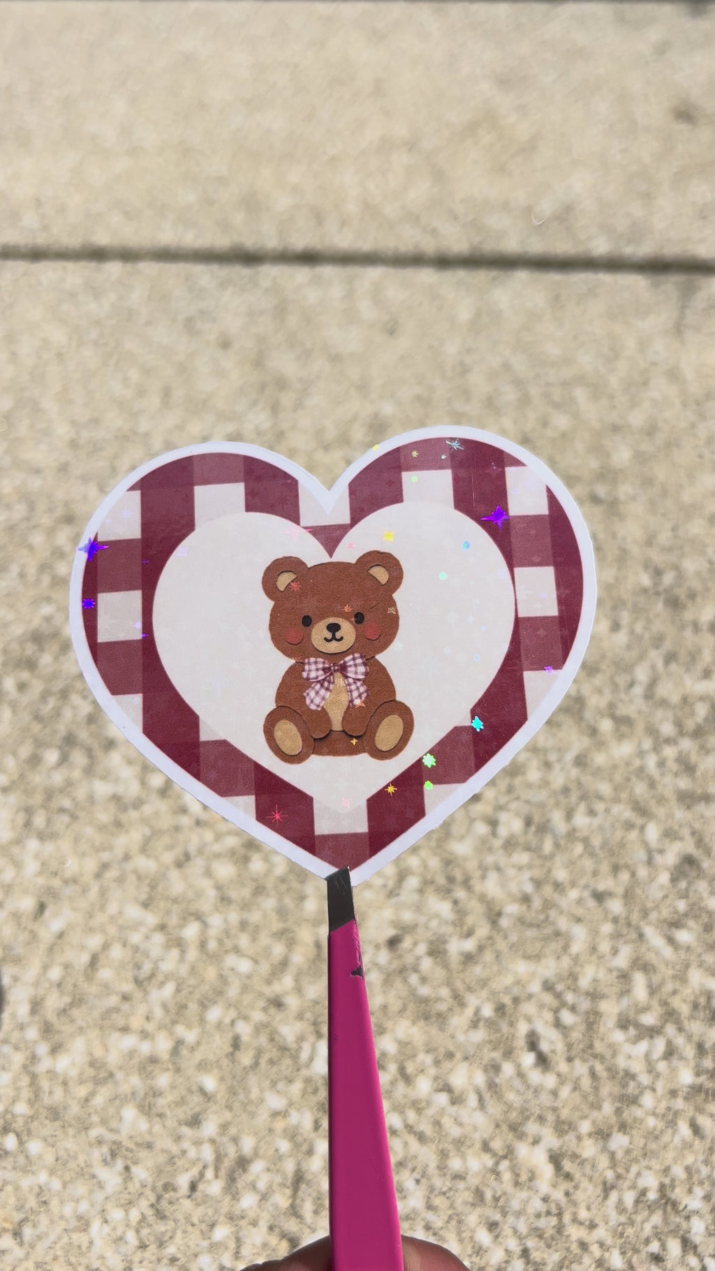 🧸Grand Coeur Sticker – finition holographique ✨