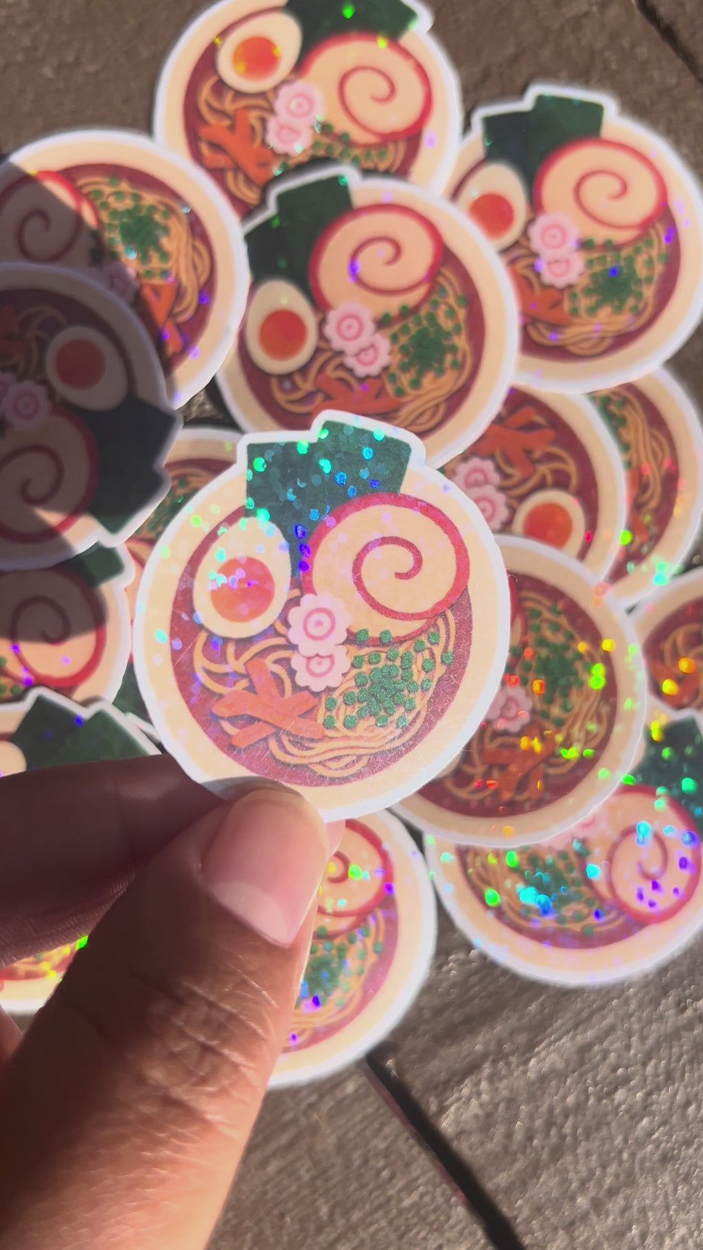 🍜 Sticker ramen – fini holographique ✨