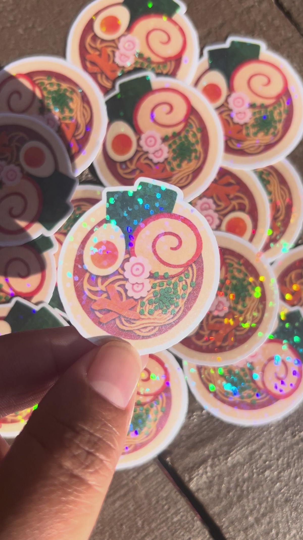 🍜 Sticker ramen – fini holographique ✨